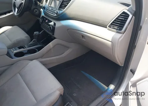 2016 Hyundai Tucson Se z USA, uszkodzony, nr VIN KM8J3CA40GU123598